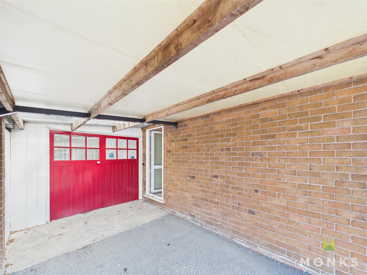 35 Roden Grove, Shrewsbury, SY4 5HJ For Sale